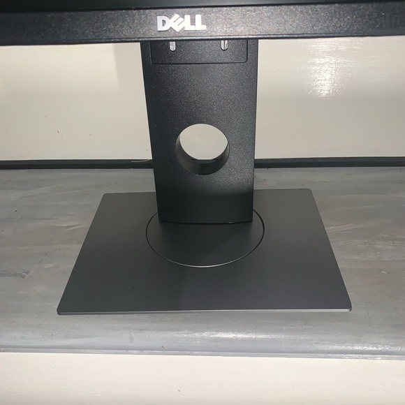 Dell E1916H 18.5" Widescreen LED-Backlit LCD Monitor,Black - Picture 5 of 11